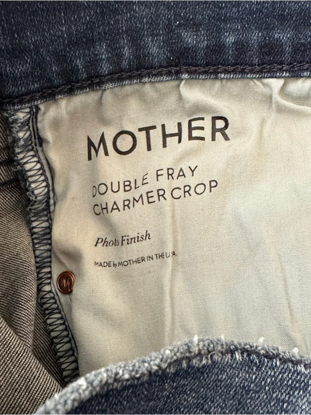 MOTHER Double Fray Charmer Crop Jean in Photo Finish Size 29